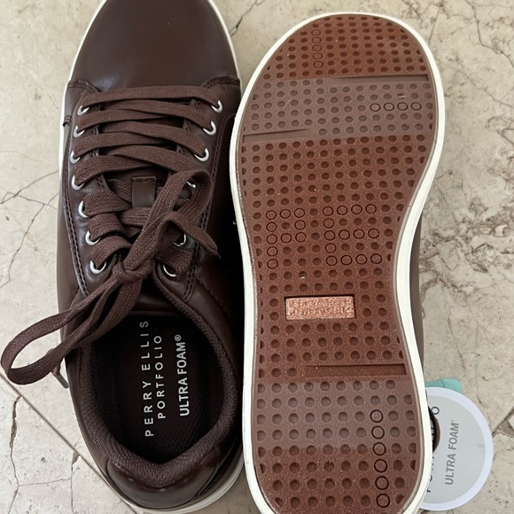 Perry Ellis brown leather shoes size 8.5 - Picture 3 of 4